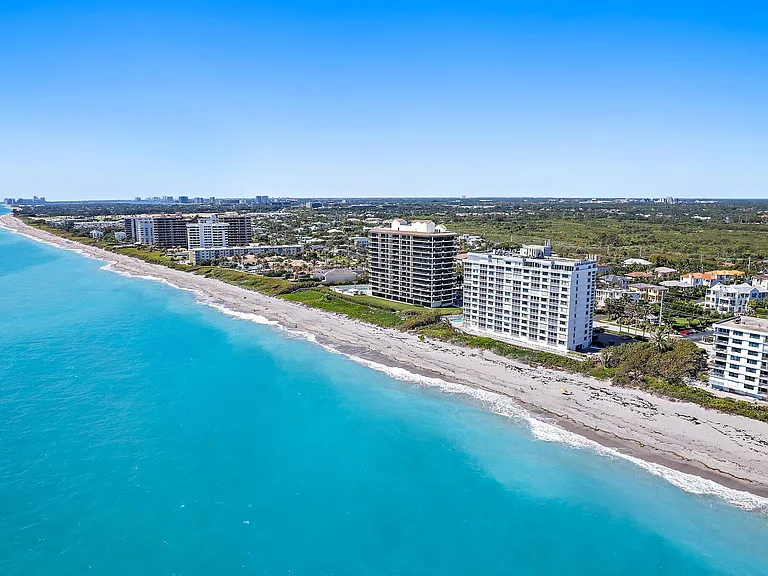 840 Ocean Dr #905 — Photo 43