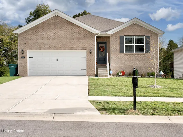 8034 Cedar Meadows Ln, Louisville, KY 40229