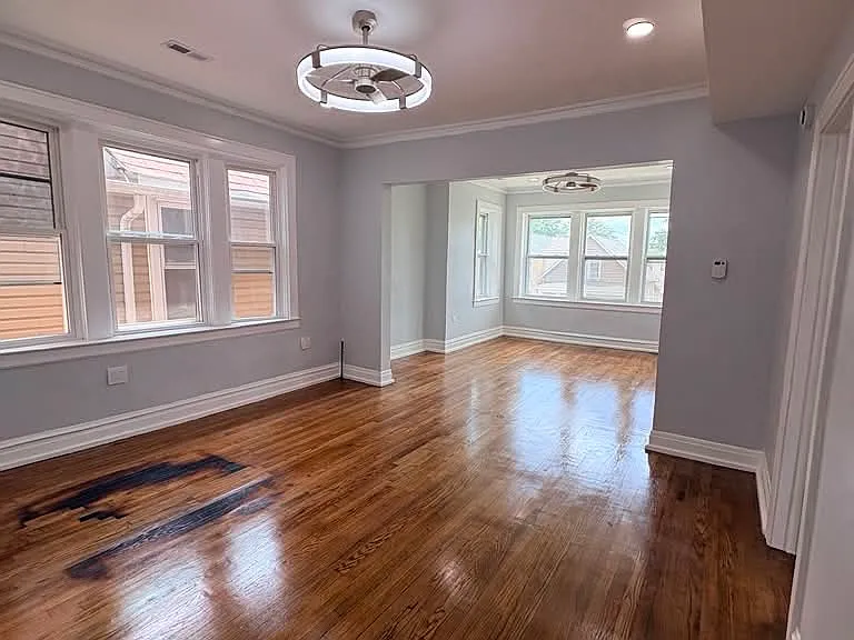 5147 S Christiana Ave #2 — Photo 4