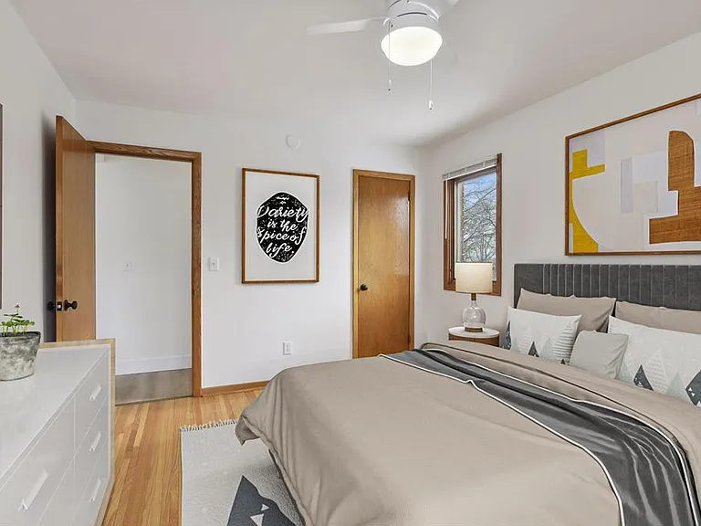 99 E 54th St #5 — Photo 9