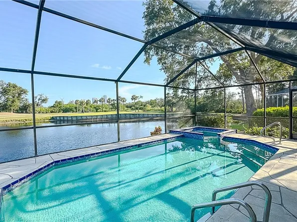 25151 Bay Cedar DR, BONITA SPRINGS, FL 34134