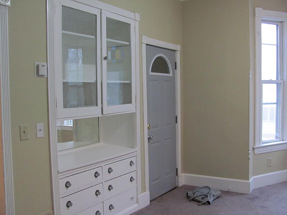 3rd image of 289 Stinson St #1