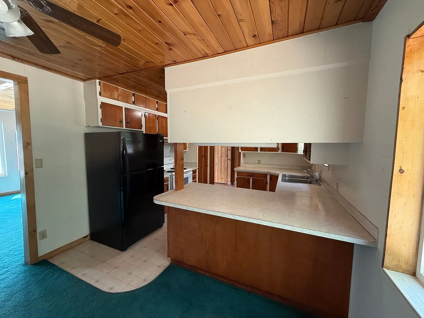 3 Bed 1.5 Bath With Lots of Space — Photo 2