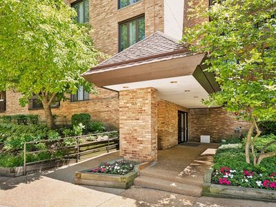 1671 Mission Hills Rd APT 501, Northbrook, IL, 60062