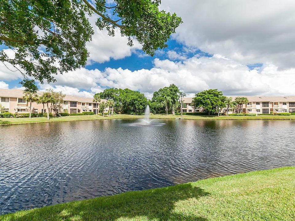 1st image of 5257 Heron Way #102-4