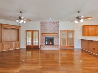 551 N Collins Rd, Sunnyvale, TX 75182