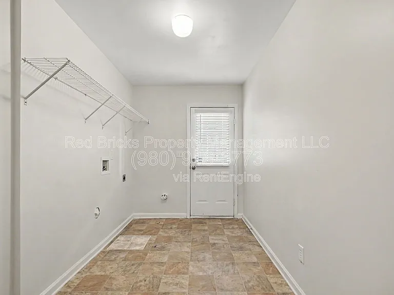 15826 Marvin Rd — Photo 9