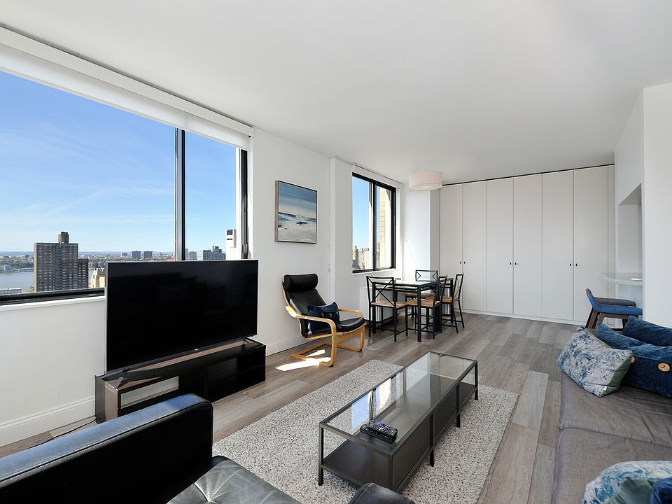 1st image of 350 W 50th St APT 34E