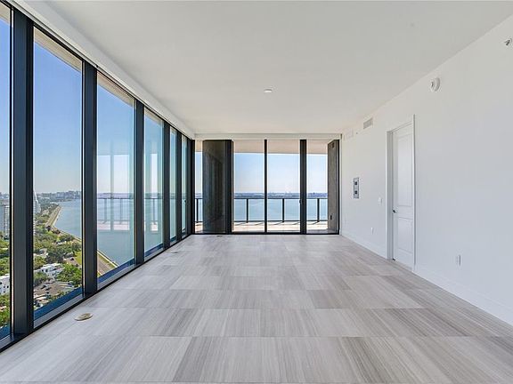 5th image of 3015 S YSABELLA AVENUE #2401