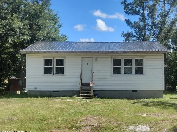 1018 Bayside Road, Southport, NC 28461