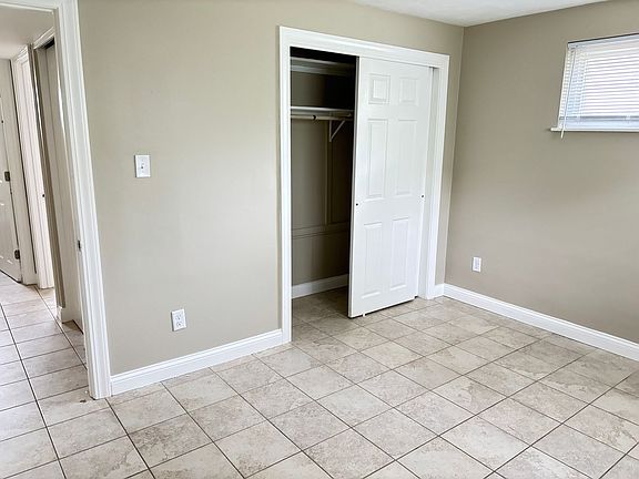 5th image of 4920 Northcrest Dr APT D
