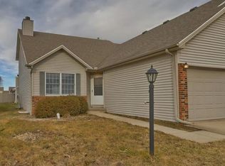 4004 Aberdeen Dr, Champaign, IL 61822