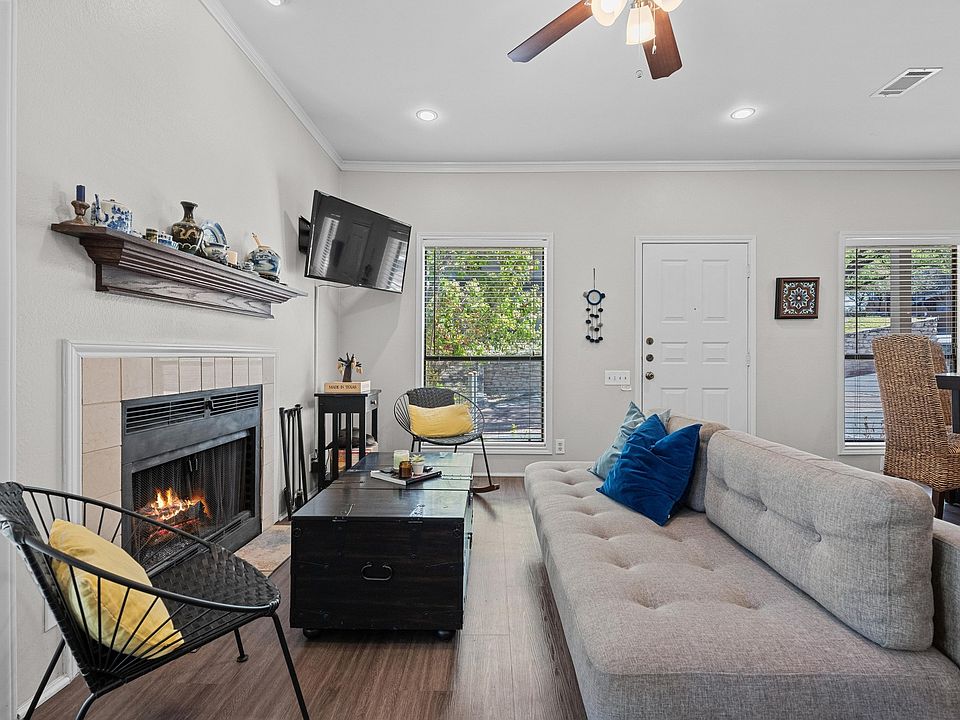 Wood Burning Fireplace for those chillier Austin nights.