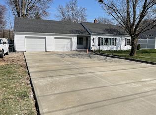 1100 6th St, Findlay, OH 45840