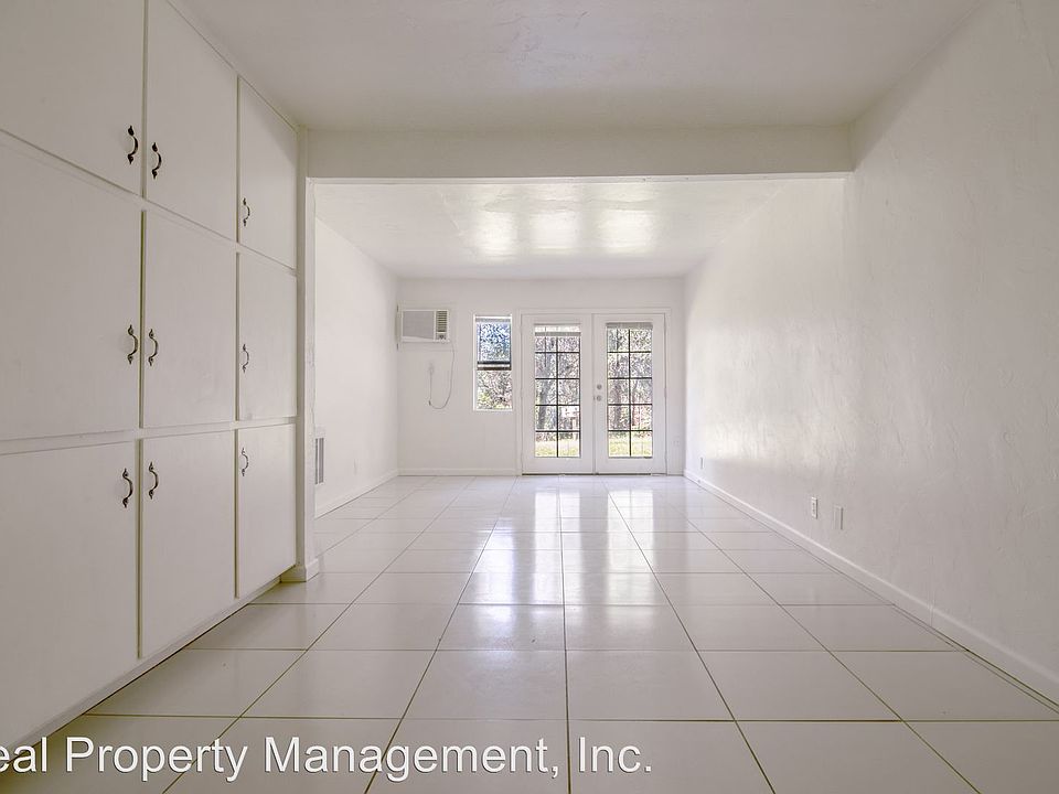 1st image of 2850 Pioneer Dr APT 43