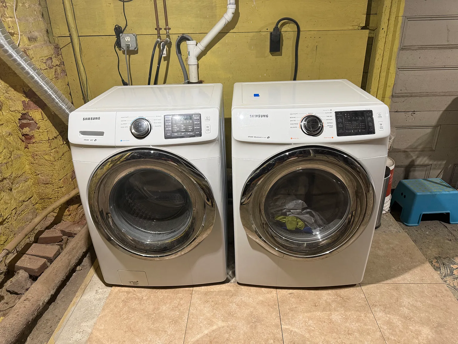 2 bed, 960 sqft, $2,700 — Photo 4