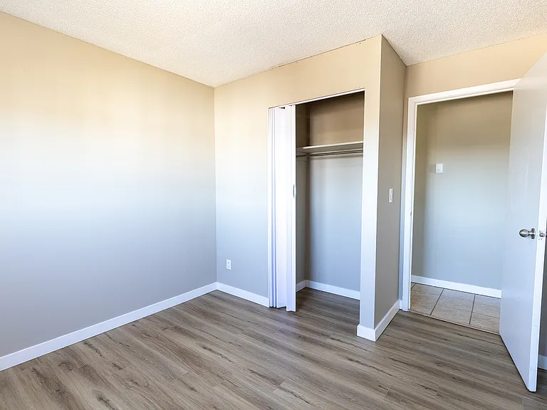610 Portage Ave — Photo 6