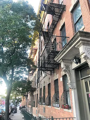 Rented by Lang Realty LLC | media 16