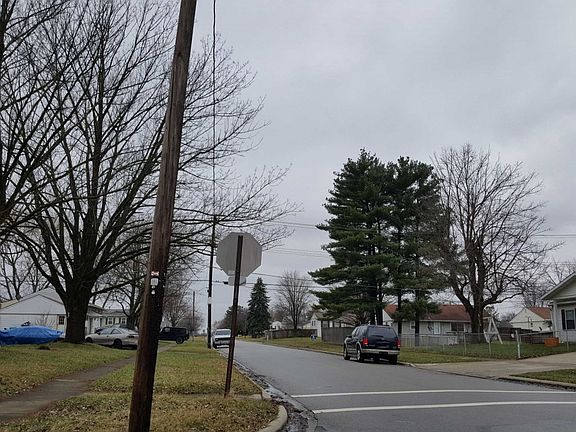 5th image of 5099 Meadowbrook Dr