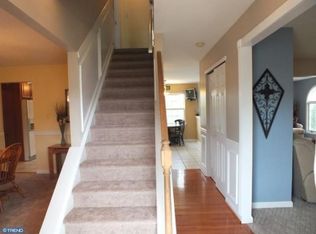 135 Hopkins Cir, Chalfont, PA 18914