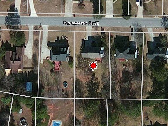 2nd image of 3491 Honeycomb Dr SE