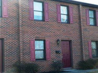 215 Worth St, Mount Airy, NC 27030