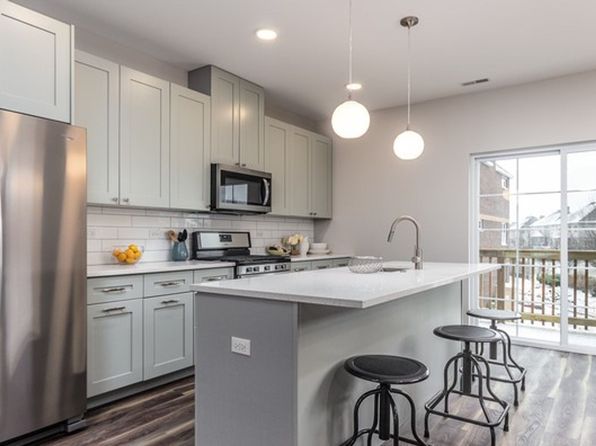 Alice Mae Townhomes | 10600-10618 Alice Mae Ct, Orland Park, IL