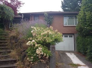 3253 42nd Ave SW, Seattle, WA 98116