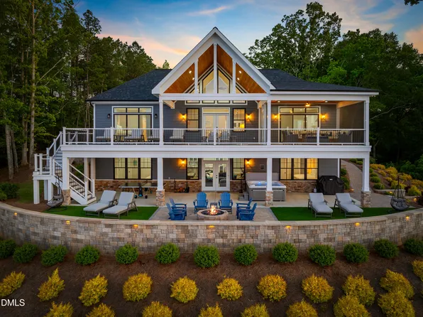 112 Holt Cir, Littleton, NC 27850