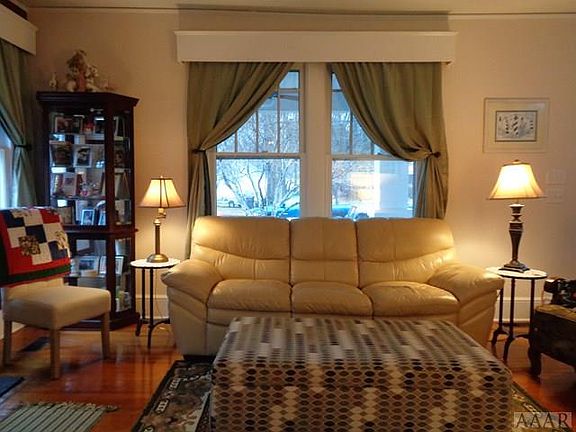 4th image of 908 W Colonial Ave