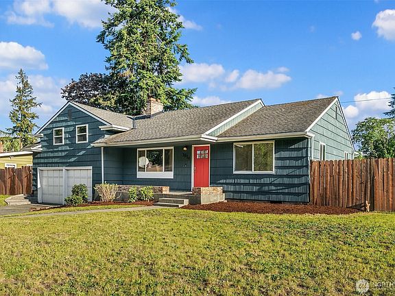 3rd image of 3814 101st Street SW