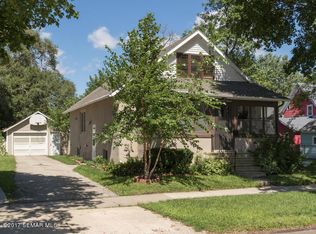 211 11th St NW, Rochester, MN 55901