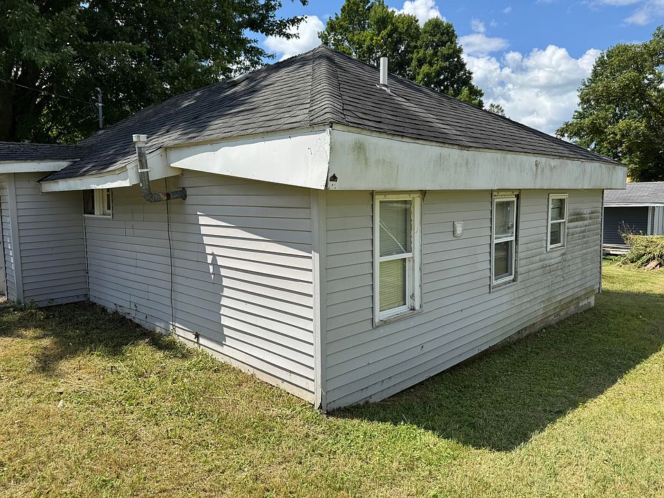 1st image of 141 Goodell St