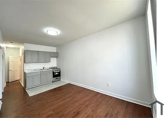 1139 Clarkson Ave #2