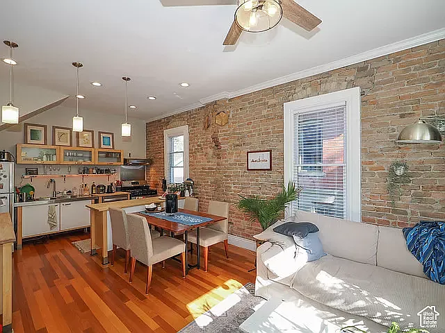 319 N Almond St #A — Photo 4