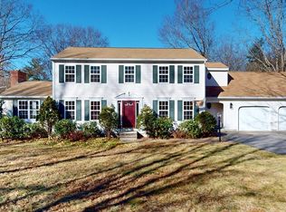 53 Dogwood Rd N, Hubbardston, MA 01452