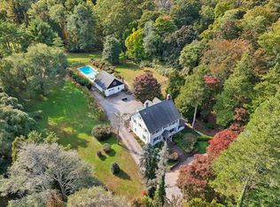 537 Moriches Rd, Saint James, NY 11780