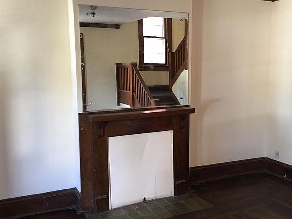 3rd image of 108 Maryland Ave