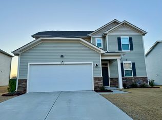 7032 Maple Run Cir, Charlotte, NC 28215