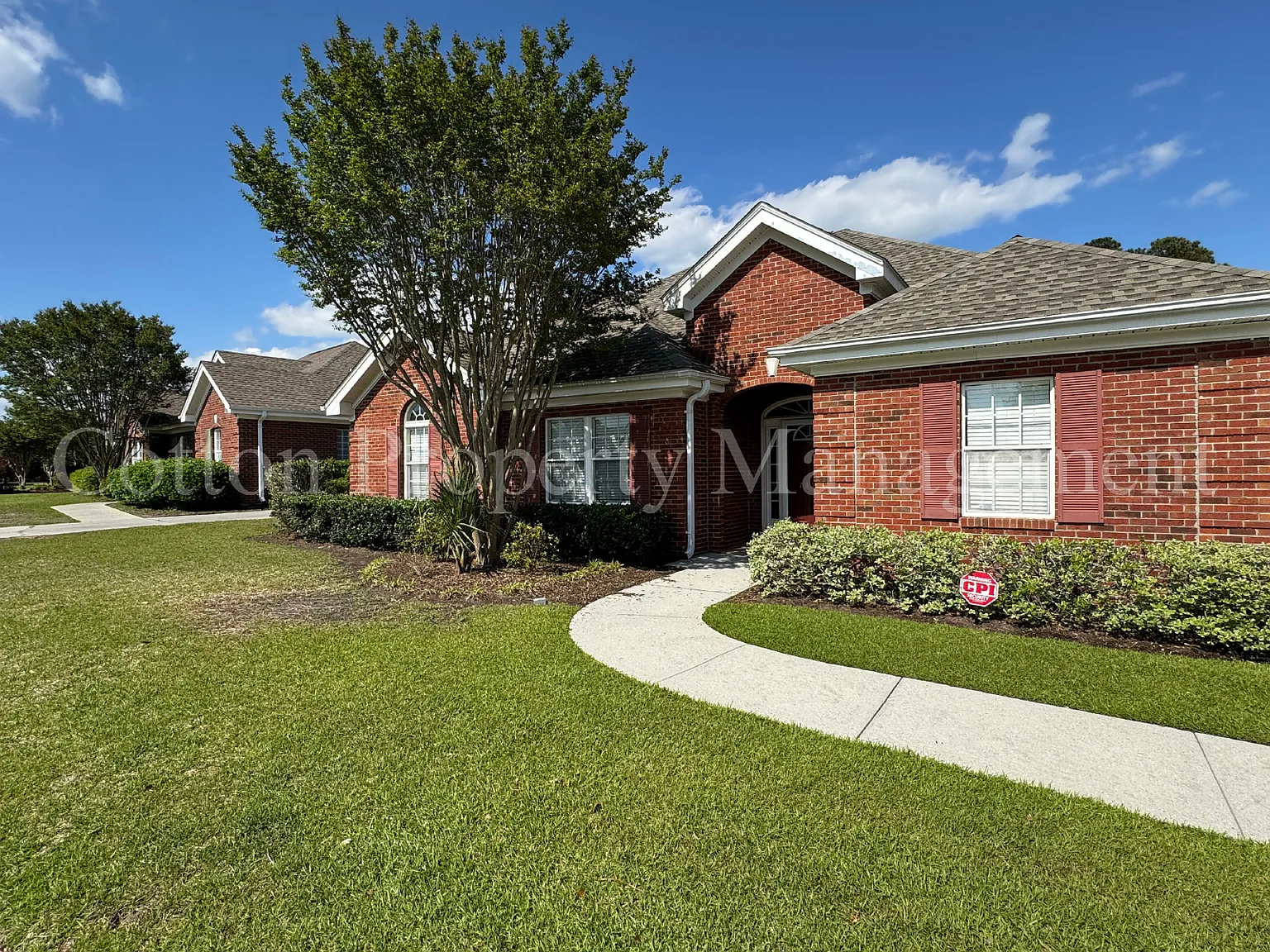 3 bed, 2.0 bath, 1876 sqft, $2,500 — Photo 1