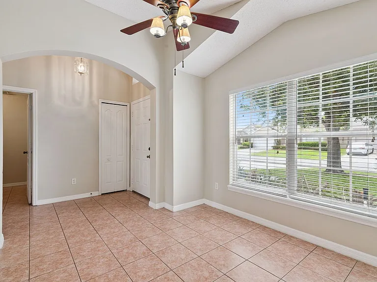 13831 Guildhall Cir — Photo 7