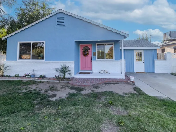 210 Woodworth Ave, Clovis, CA 93612