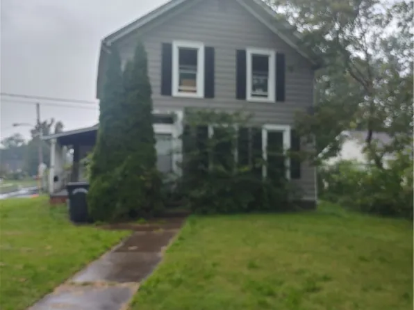 736 W River Rd N, Elyria, OH 44035