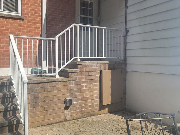 4th image of 2875 Lafeuille Ave #2