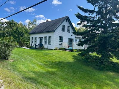 490 E Eastside Road, Hancock, ME, 04640