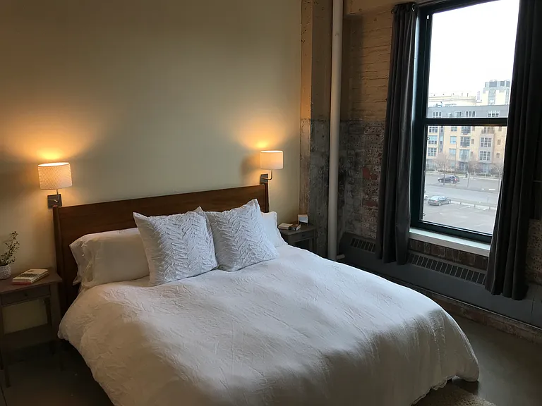 250 Park Ave #313 — Photo 4