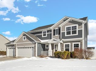 8825 Marquette St, Saint John, IN 46373