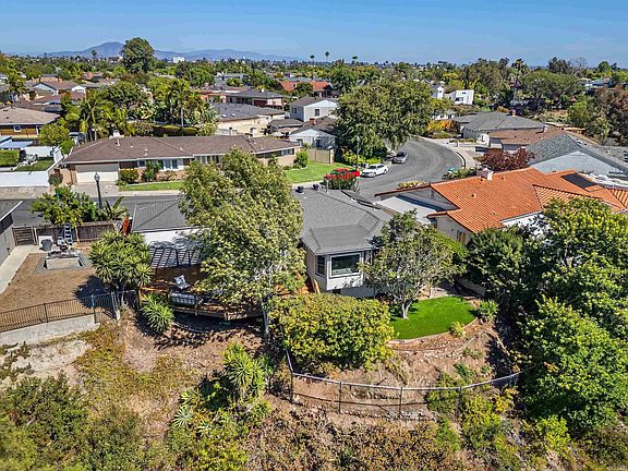 4th image of 4719 Caroline Dr