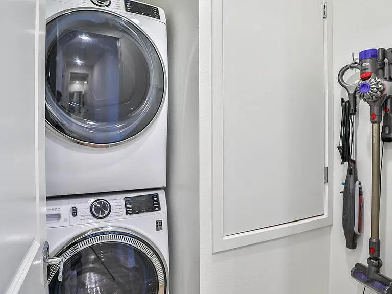 Washer & Dryer