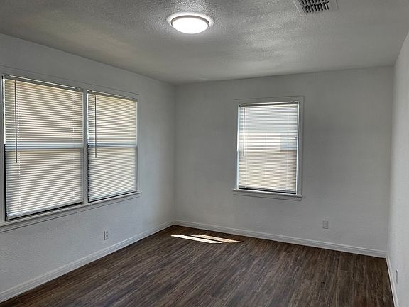 2nd image of 2617 41st St